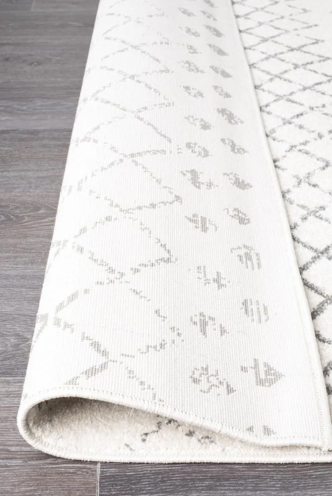 Aladdin Abby White Grey Tribal Runner Rug