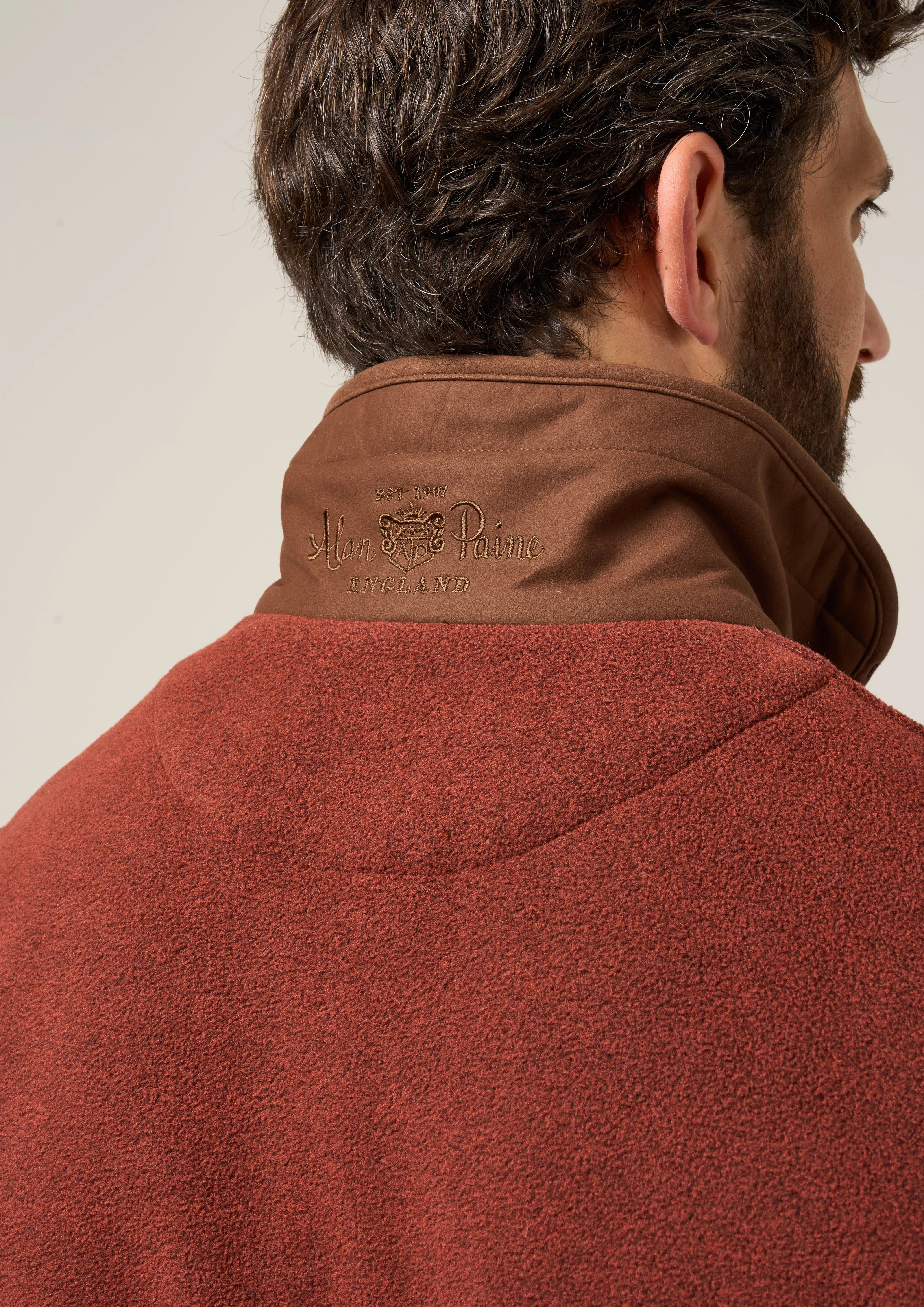 Aylsham Men's Fleece Gilet In Rust - Regular Fit