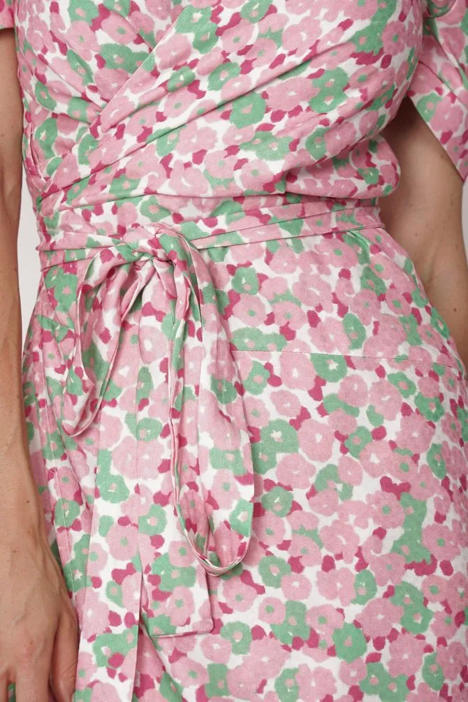 Lydia Wrap Dress Patterned Pink