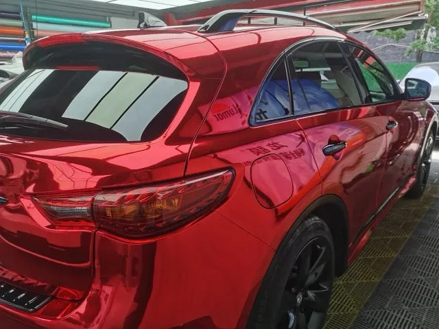 Mirror Chrome Red Vinyl Wrap