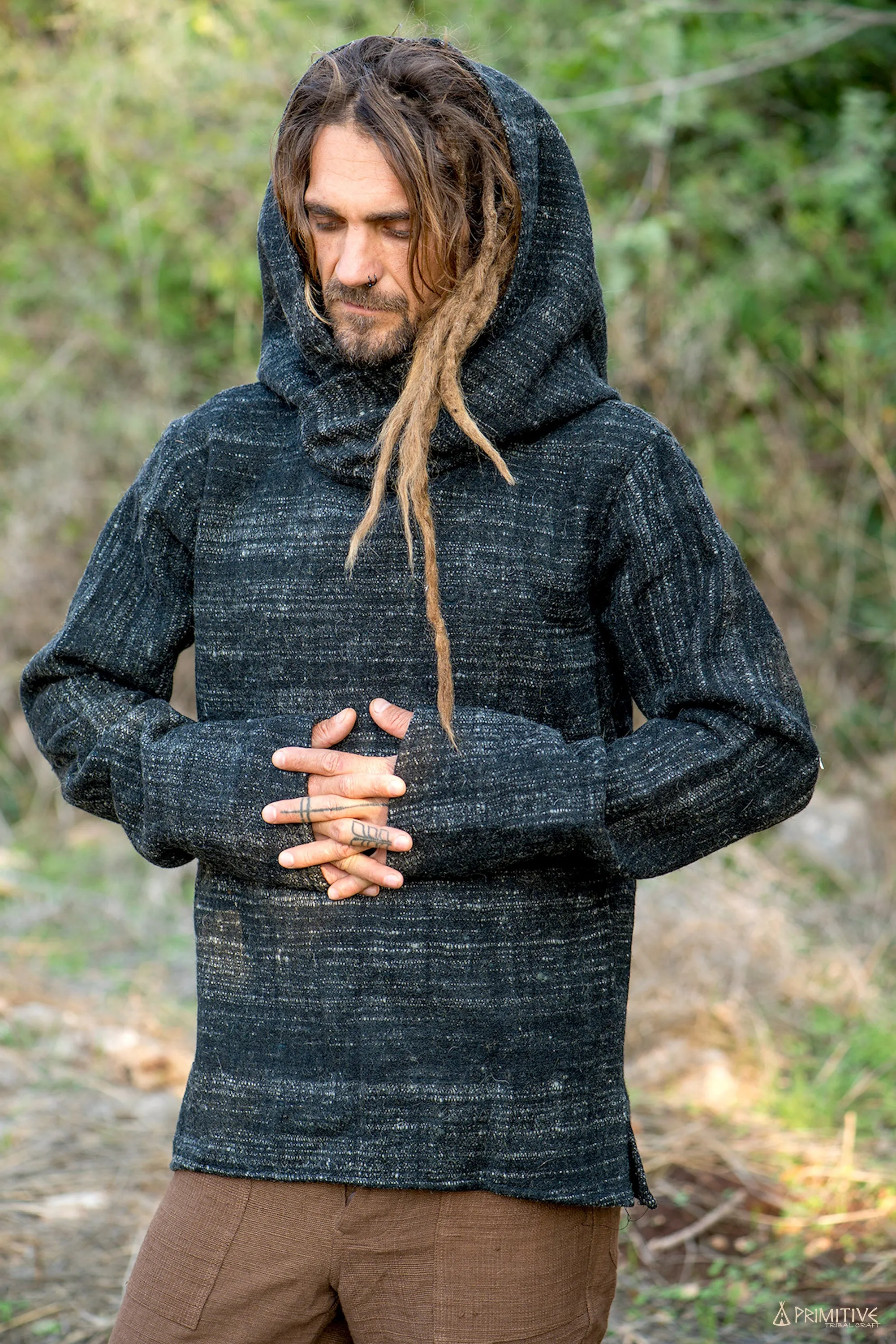 Wanderer Pullover ⫸ Handwoven Himalayan Wool